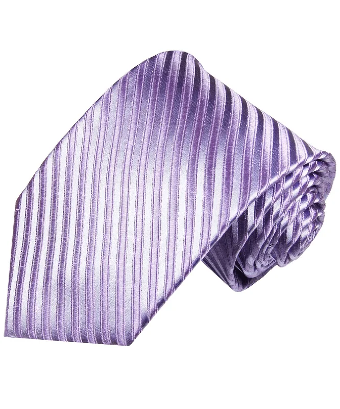 Necktie in Tone on Tone Light Purple