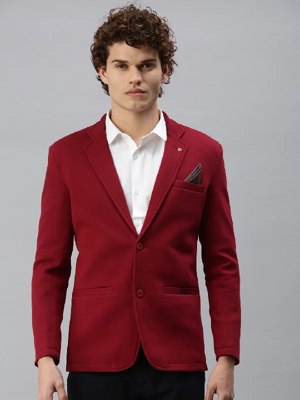 Men's Solid Maroon Single Breasted Blazer